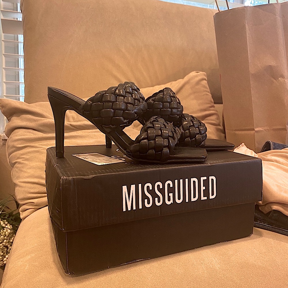 ‼️⚠️MOVING SALE‼️Missguided Black Sandals